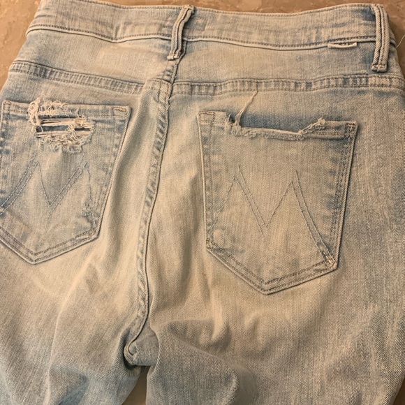 Mother The Weekender Fray Flare Jeans in action shot 26 distressed raw hem - Picture 5 of 16